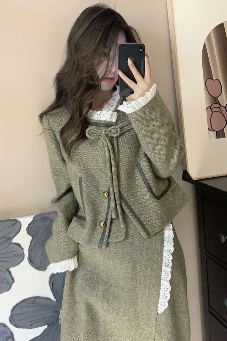 小香风套装女秋冬季呢子花边短外套高腰半身裙高级感小洋装两件套