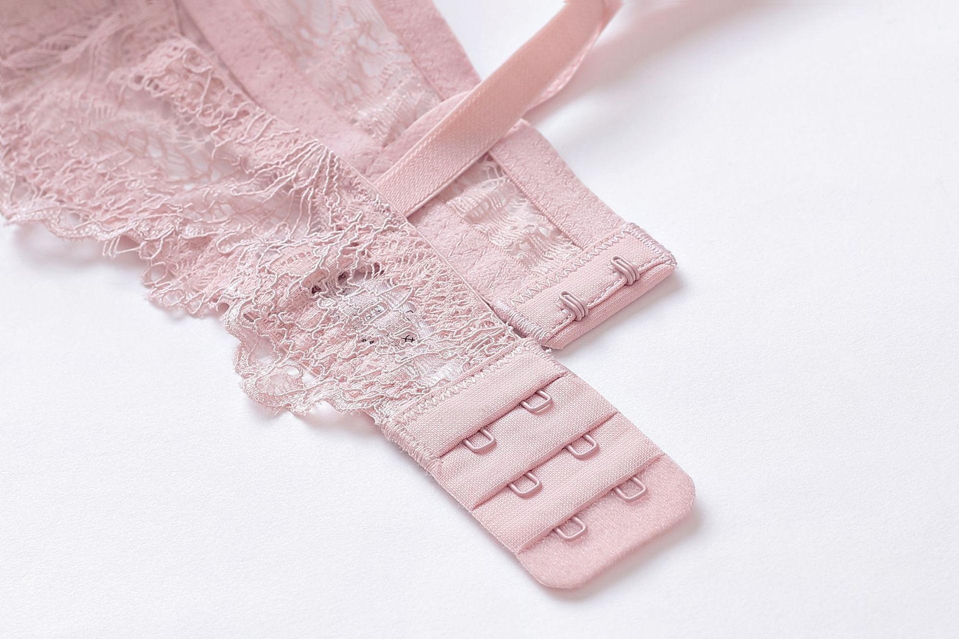 1723 Girls' Gathering Sexy French Lace Women's Thin Top and Thick Bottom Underwear Bra Set_voghion.com