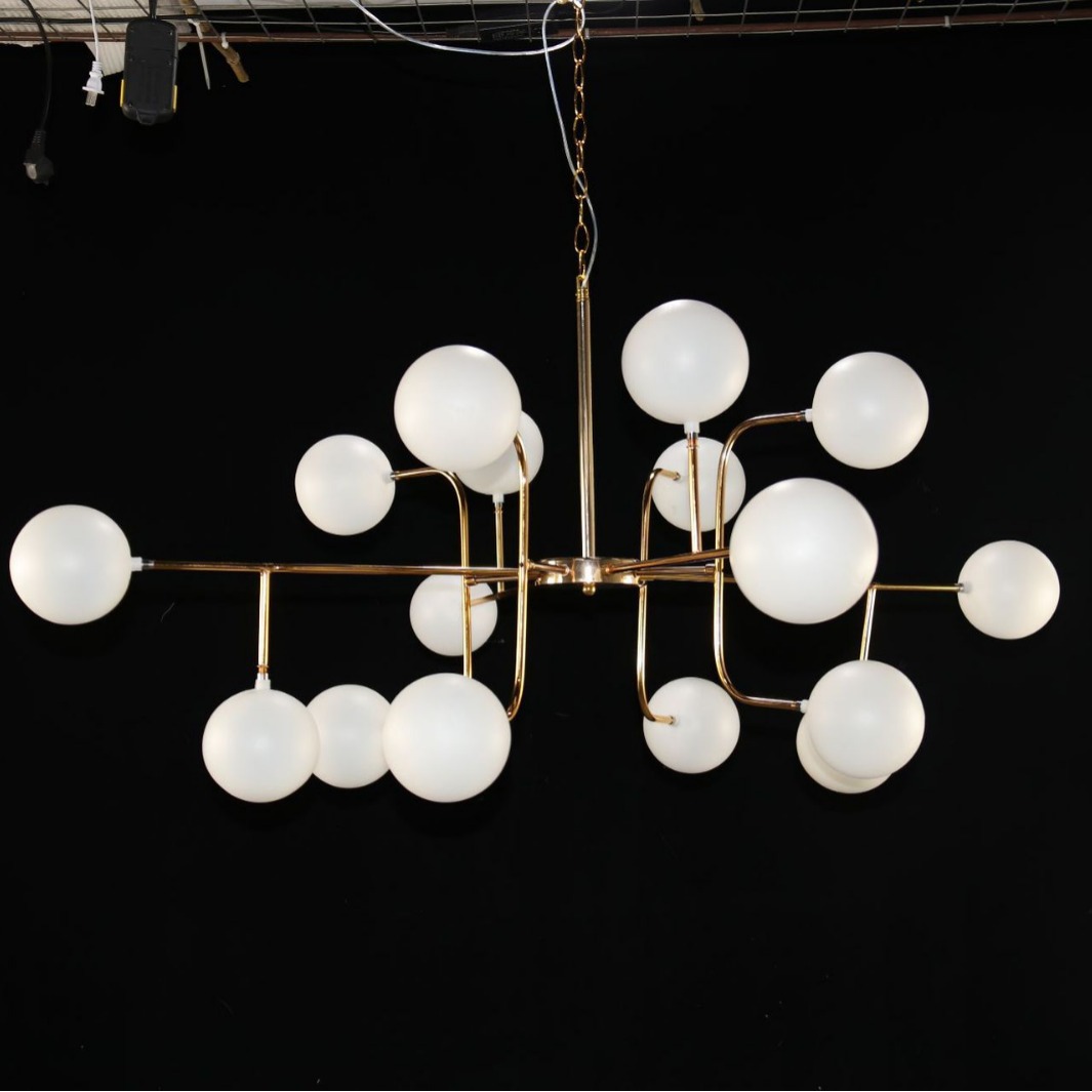 Accesorios de boda dieciséis bolas lámparas de lujo ligeras sala de bodas escenario diseño de luces decorativas lámparas led luz cálida luminosa