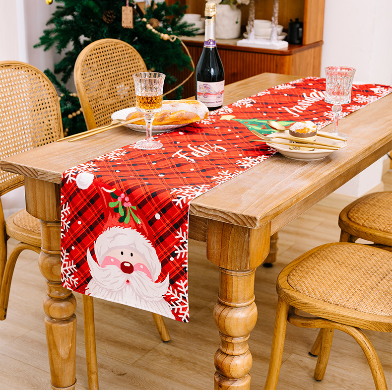 Christmas New Christmas Table Runner Red and Green Snowflake Plaid Snowman Table Runner for the Elderly Home Atmosphere Decorations_voghion.com