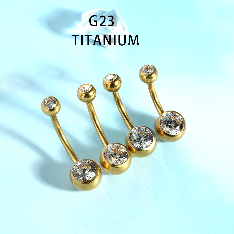 16G labret stud size and finish detail