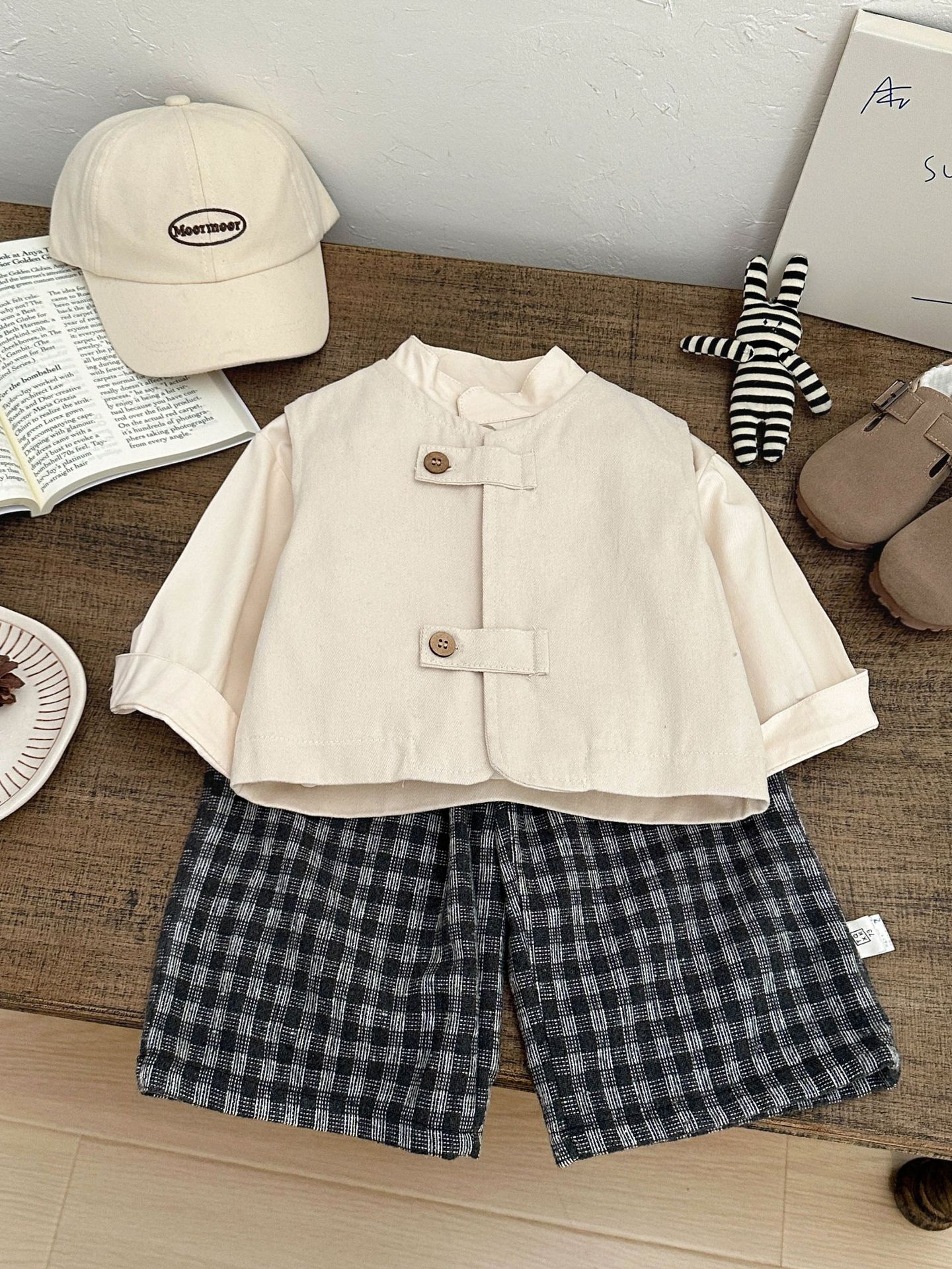 A principios de primavera ropa de bebé de algodón chaleco primavera y otoño 2026 bebé coreano plegado chaleco guapo ropa de primavera para salir