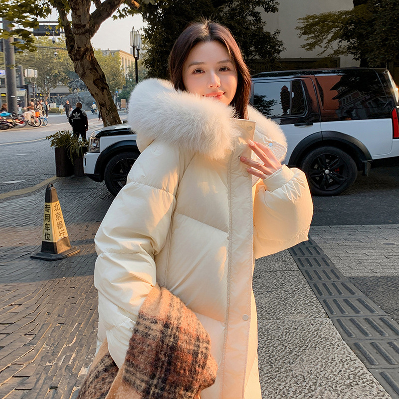 유백색(오프화이트 리얼 폭스 퍼 칼라 포함)