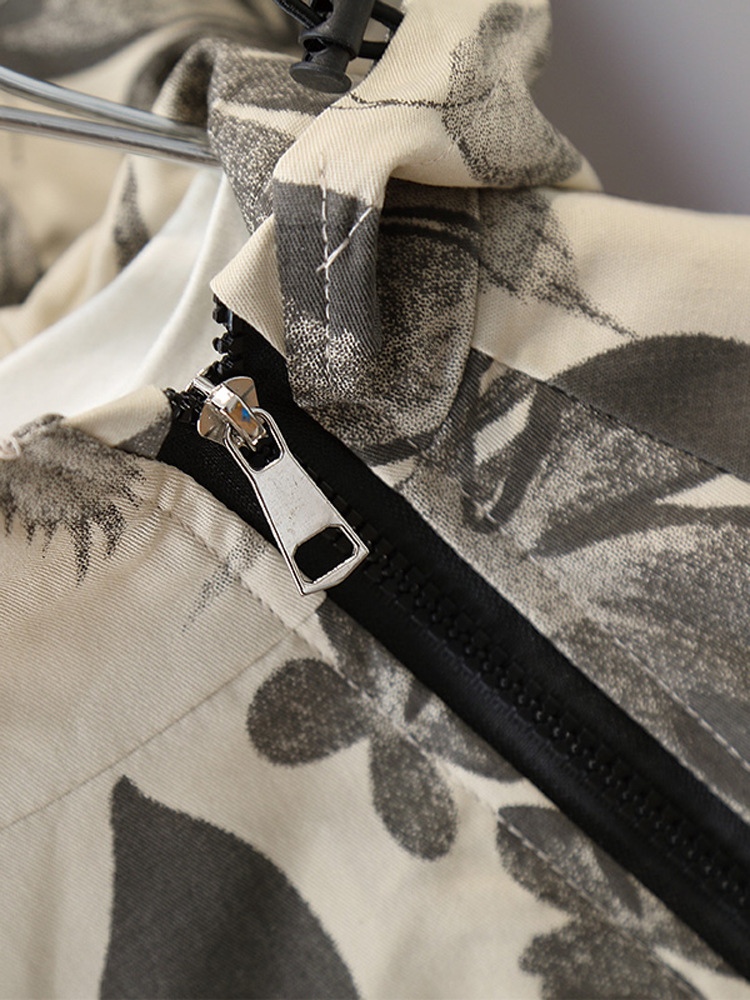 6213 Ropa para niños Chaqueta para niños Primavera y otoño 2025 Nuevo estilo Chabardina hermosa Chaquetas a prueba de viento para bebés Tendencia