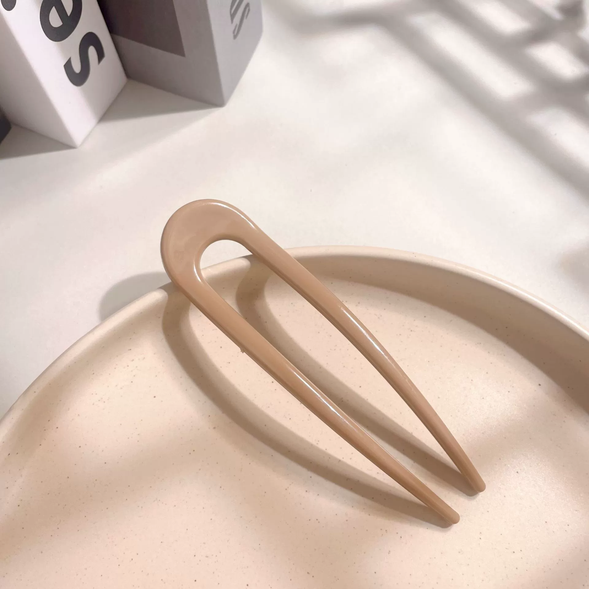 Резьба Hairpin U-образная модная шпилька для волос, простой элегантный летний дизайн, универсальная защепка