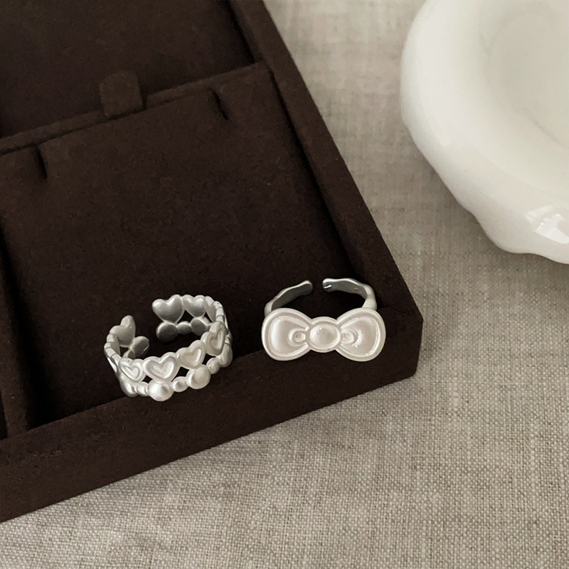 Matte fashionable trend elegant universal ring with bow