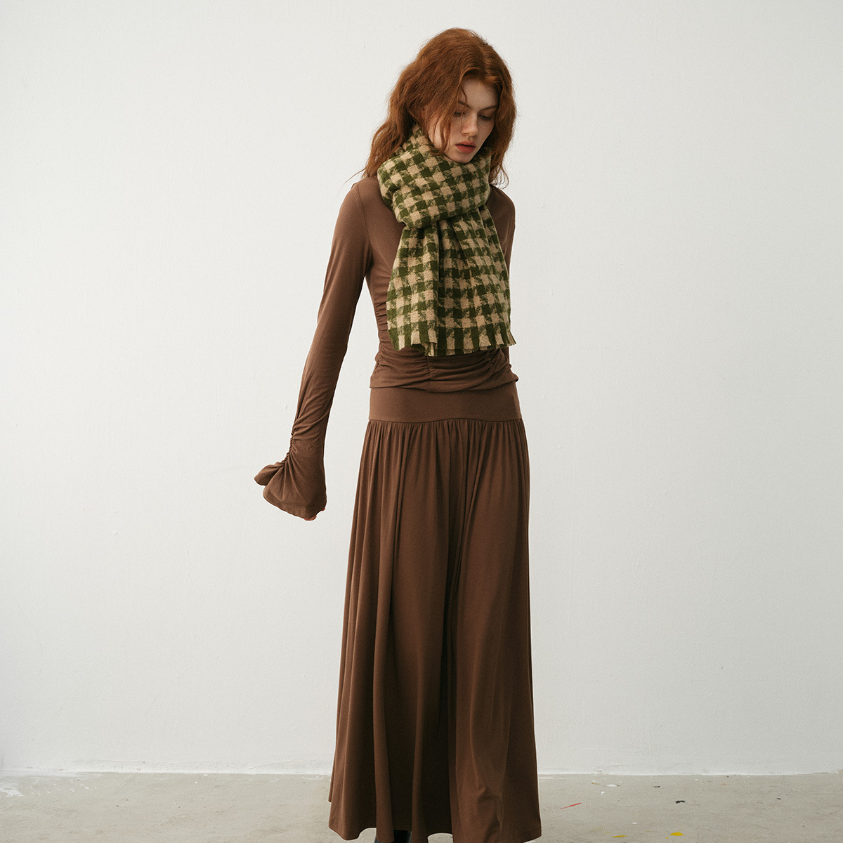 Design sense classic windmill thousand bird check imitation cashmere scarf women's winter warm atmosphere loose beard bib shawl_voghion.com