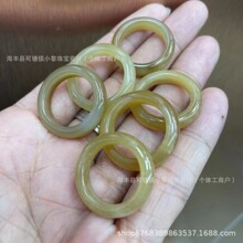 和田玉糖料戒圈，圈口尺寸齐全， 料子冰润细腻，水头十足；批发