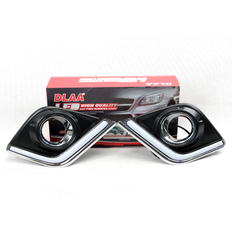 Aplicable a Toyota 15 / 16 Hercules conjunto de lámpara de niebla delantera Revo pickup LED luz diurna luz de barra delantera image 5