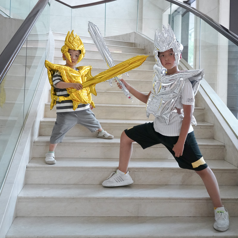 Online Celebrity nuevos niños niño cumpleaños armadura tema globo partido atmósfera Guerrero juego props al por mayor