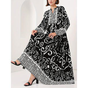 Black long skirt, elegant long-sleeve, loose fit, V-neckline