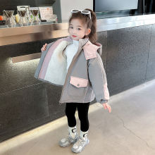 女童秋冬冲锋衣外套2025新款洋气宝宝加绒加厚连帽上衣秋冬季童装