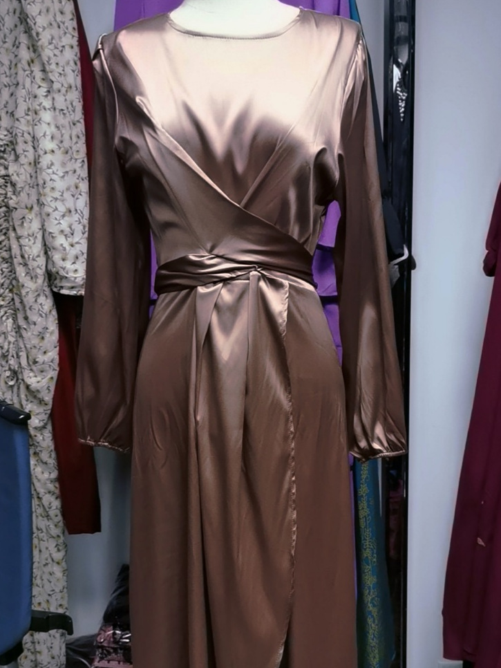 Elegantes Damen Satin Kleid Mit Laternenärmeln Und Bindegürtel_voghion.com