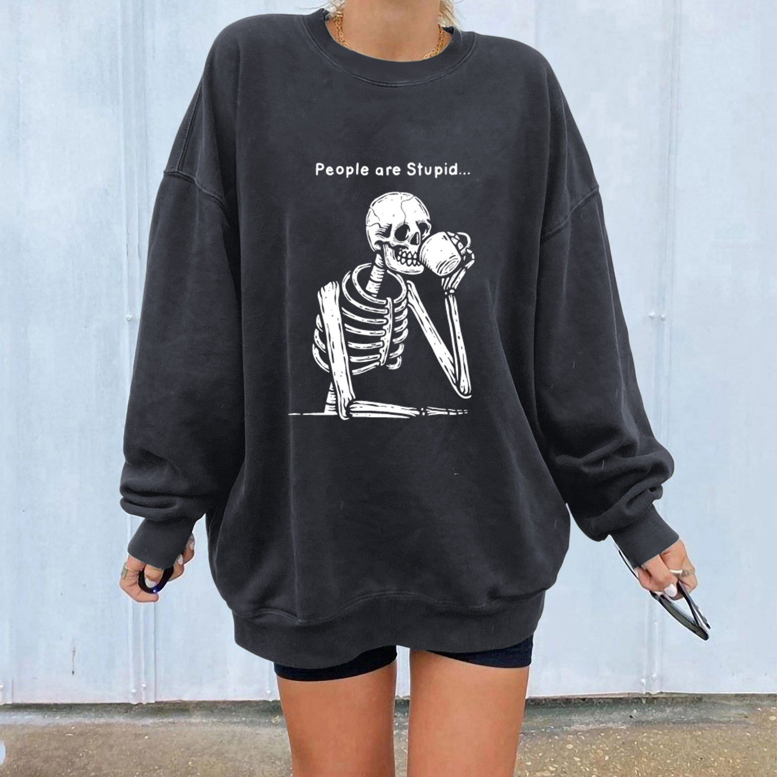 Women's Crew Neck Skull Print Sweatshirt Oversized Casual Pullover_voghion.com