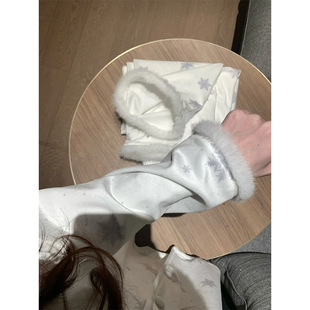 �}�Qѩ���½q˯��Ů�ﶬ����2026�¿�Ӻ񺣍u�q�߼��б�ů�Ҿӷ�