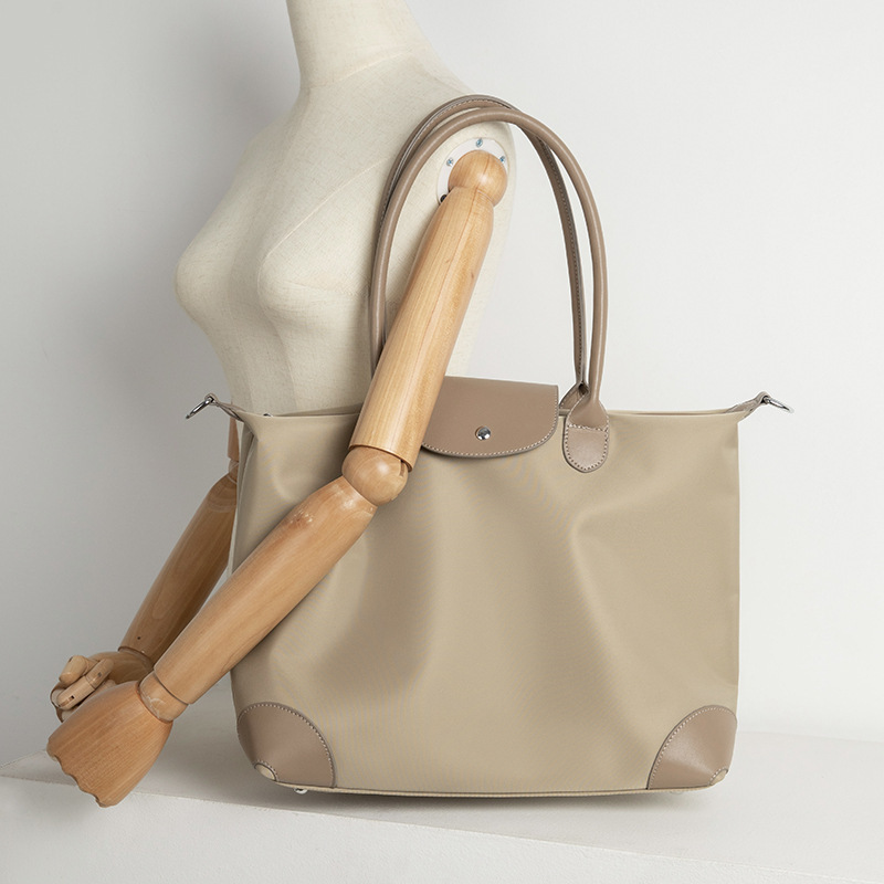 Dumpling bag large capacity early eight Tong Qin 14-inch laptop bag nylon shoulder tote bag female mummy bag