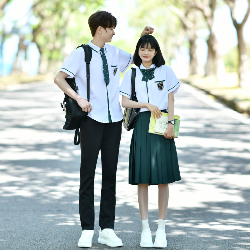 2024 년 도착 리얼 샷 연인 의상 코러스 의상 졸업 세트 대학 스타일 학생들의 세대