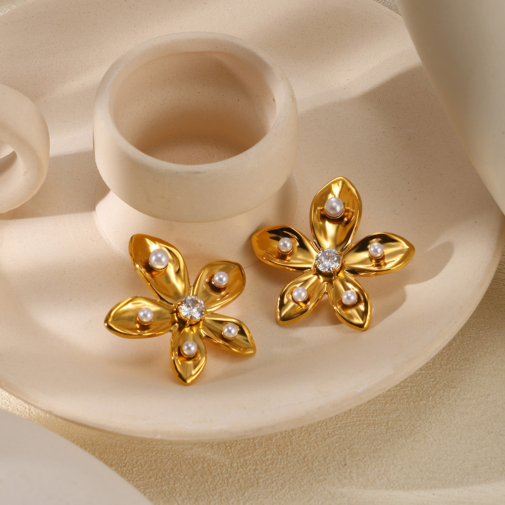 5g Weight 0.03µm-0.05µm Gold Plating Thickness PVD Coated Gold Plating Process 304 Stainless Steel Ear Needle Material Real Gold Plated Plating Material Zircon Inlay Material Dangling Earrings Classification 1 Pair Quantity Holiday, Daily Occasion 304 Stainless Steel Material Flower, Shell Pattern Women's Gender Vacation, Simple Style Style Waterproof Non Tarnish, Inlay Craft PVD Coated Real Gold Plated Flower Shell 304 Stainless Steel Vacation Simple Style Waterproof Non Tarnish Dangling Earrings 7