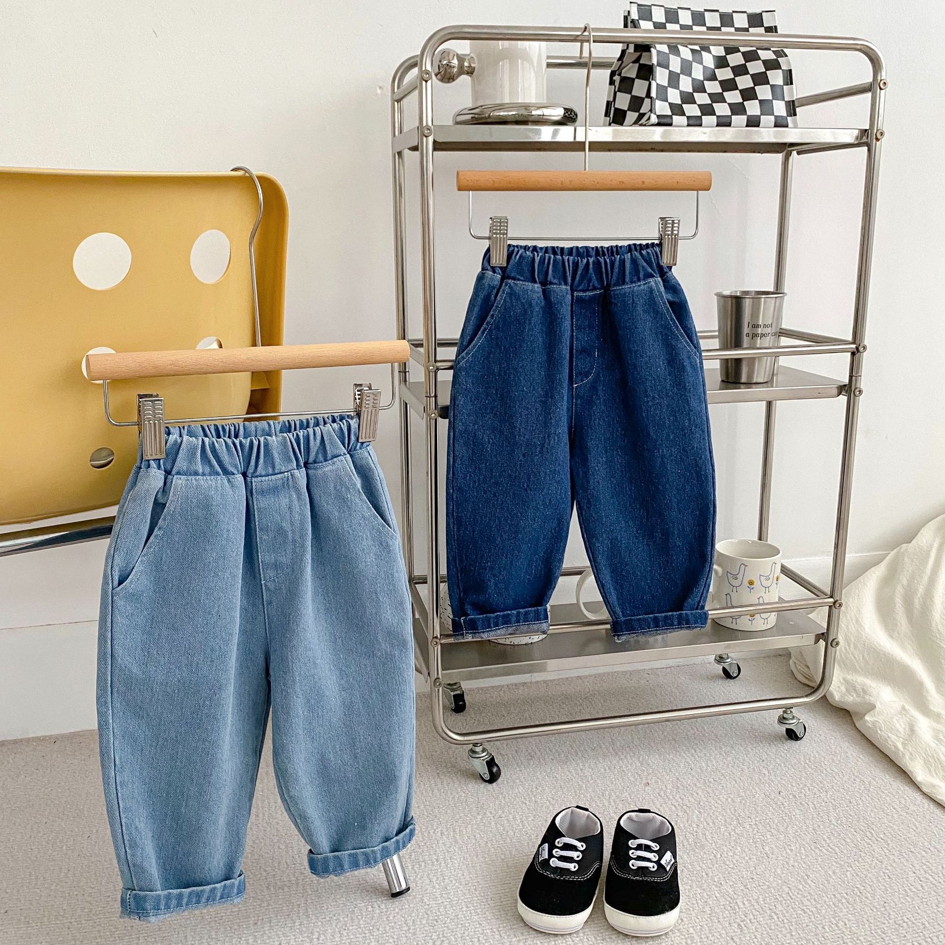 Spring children's solid color jeans