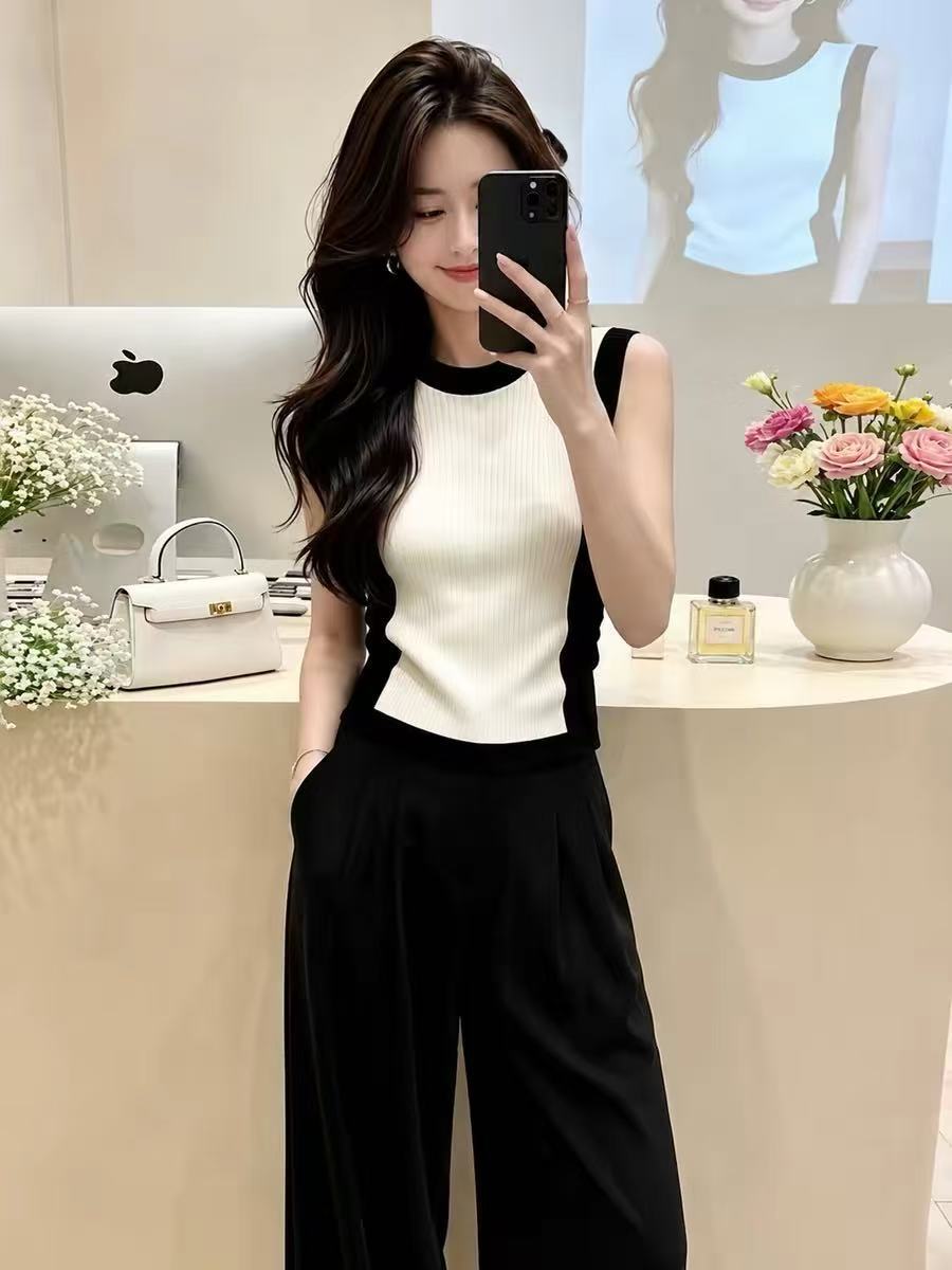 Áo hai dây nữ phối đen trắng tương phản, dáng ôm eo, phong cách Pháp — trắng