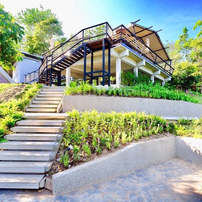 Tienda unifamiliar de lujo tienda de ocio de lujo ligera personalizada de alta gama tienda de hotel al aire libre cama y desayuno tienda