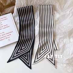 サテンの気質、女性用の多用途な黒と白のフレンチシルクスカーフ、髪を結ぶリボン、女性用の高級ギフトボックス、バッグを結ぶシルクスカーフ