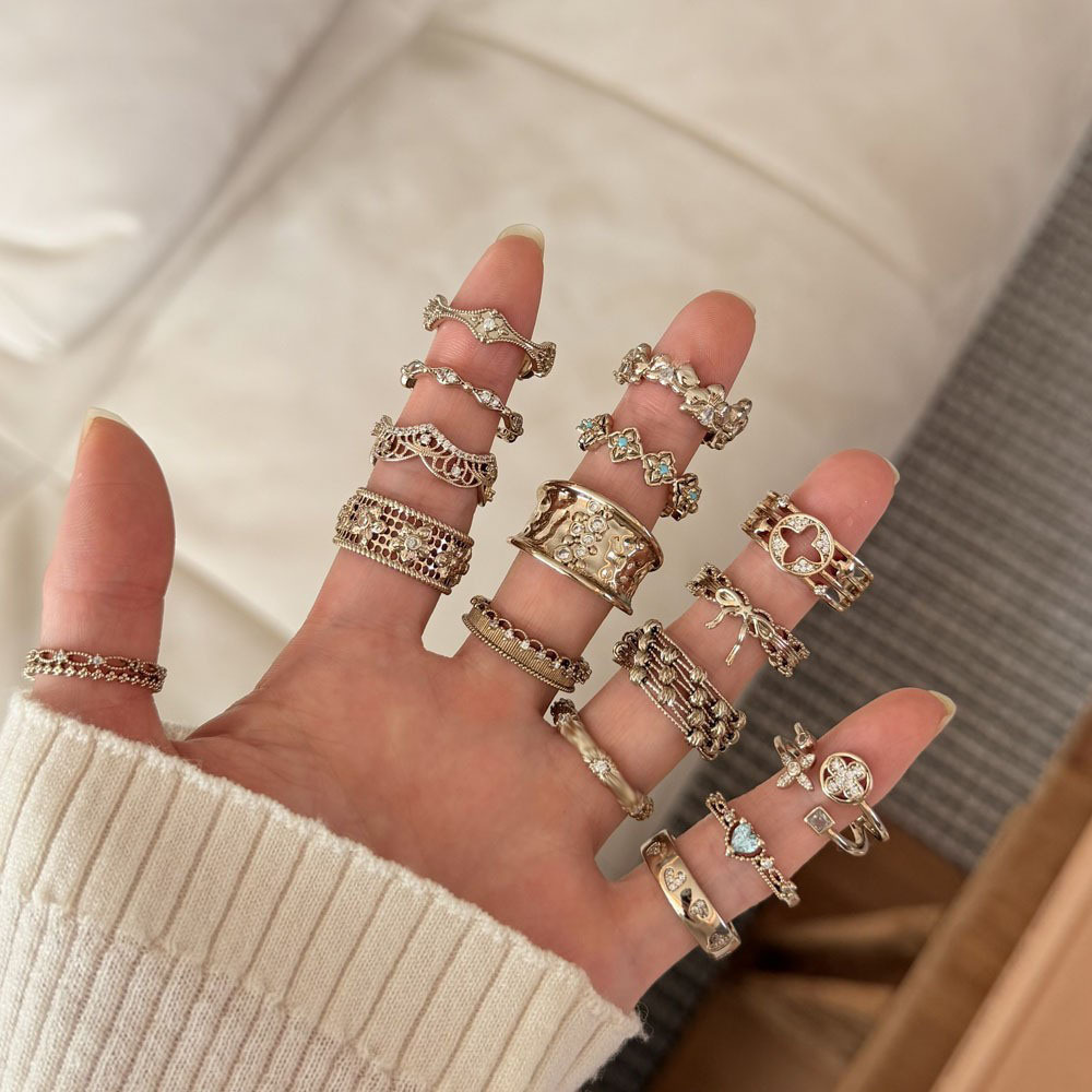 French vintage exquisite embroidered lace ring, niche high-end design with hollow pattern and zirconia open ring