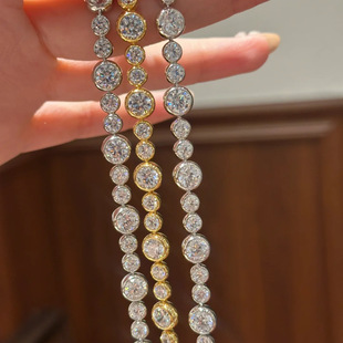 Small sophisticated universal bracelet, light luxury style 5