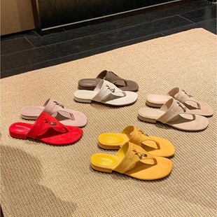 Chanel-Style Chunky Heel Suede Lp Wife Slippers ~ Metal Buckle Tassel Thong Flat Flip-Flops for Women to Wear Outside in Summer