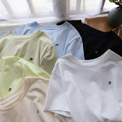 [比正]2025夏の新商品韓国系丸首シンプルカジュアル刺繍百合痩せ半袖tシャツ女性3757