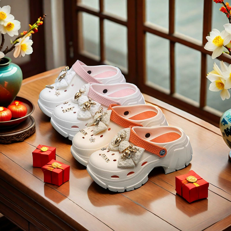 Летняя новая уличная обувь с дырками, Женская Сверхлегкая Нескользящая садовая обувь из ЭВА, толстая подошва, пляжные тапочки для медсестер с закрытым носком