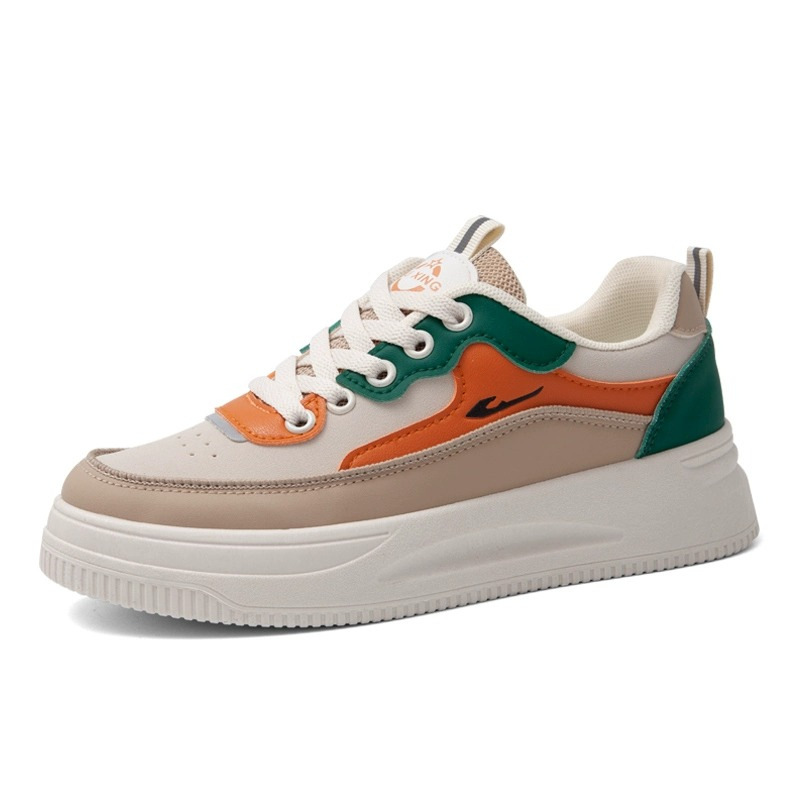Zapatos de skate para mujeres 2025 nuevos zapatos de primavera y otoño coreanos de moda antideslizante zapatos blancos ligeros para mujeres