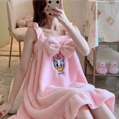 赤いサンゴの毛のバスローブの女性kかわいい黛糸のバスのスカートの王女の韓国版の少女は胸を拭いてバスタオルの漫画を持ちます。