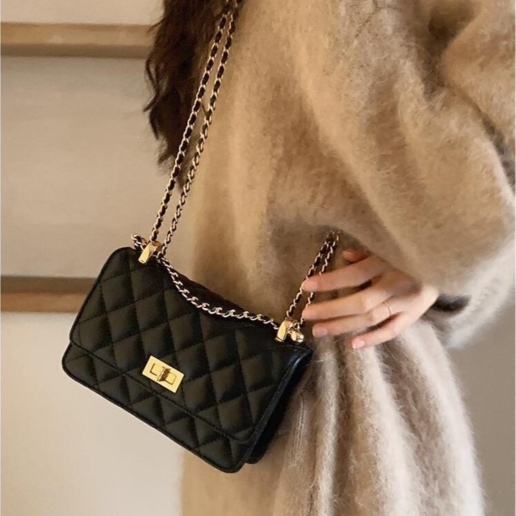 Versatile High-End Exquisite Mobile Phone Bag New York Avenue Small Square Bag 2025 New Model Diamond Pattern Chain Shoulder Crossbody Bag