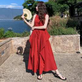 法式浪漫红色无袖连衣裙女2026夏季新款设计感系带收腰度假风长裙