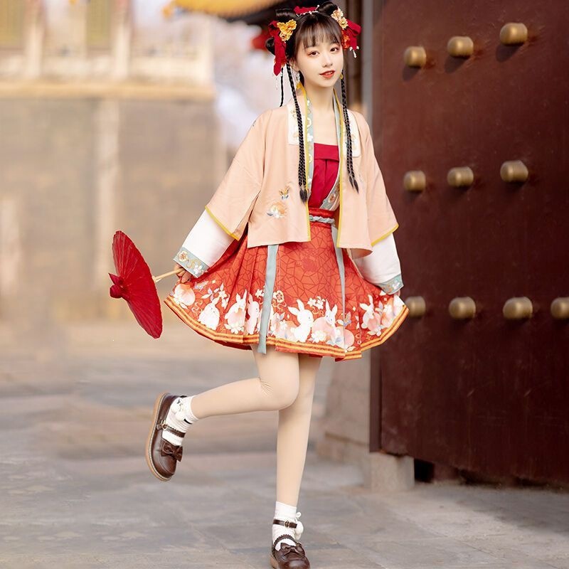 Huaguci Hanfu【Rabbit】Front-Opening Straight-Sleeve Short Shirt with Pleated Skirt, Improved Han Elements, Waist-Length, Spring/Summer Style Huaguci Hanfu【Rabbit】Front-Opening Straight-Sleeve Short Shirt with Pleated Skirt, Improved Han Elements, Waist-Length, Spring/Summer Style