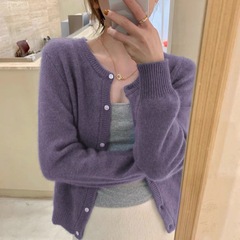 韩系浣熊秋季新款软糯圆领毛衣开衫女长袖简约百搭针织打底外套