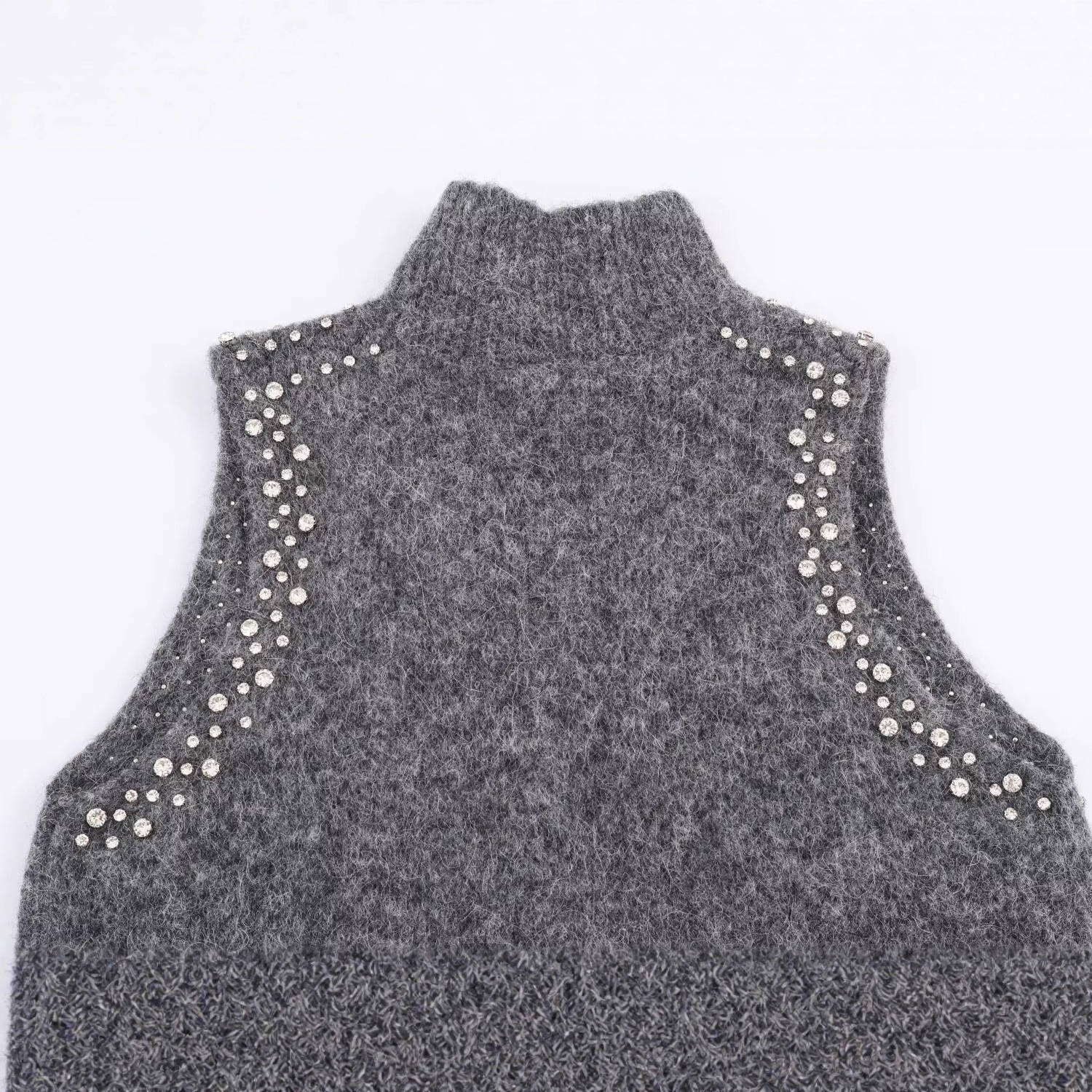 ZAZA hecho por sí mismo estilo europeo al por mayor moda temperamento de mujer joyería de comercio exterior transfronterizo perlas suéter