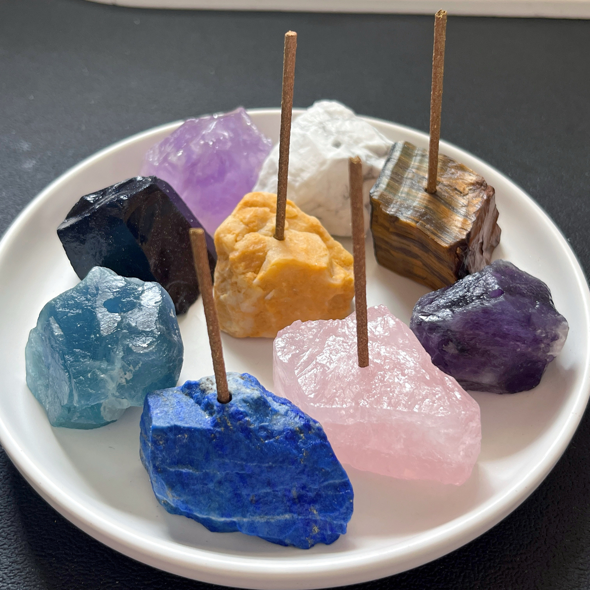 天然水晶原石香插摆件水晶碎石供佛香炉插香玉石晶石摆件跨境热销