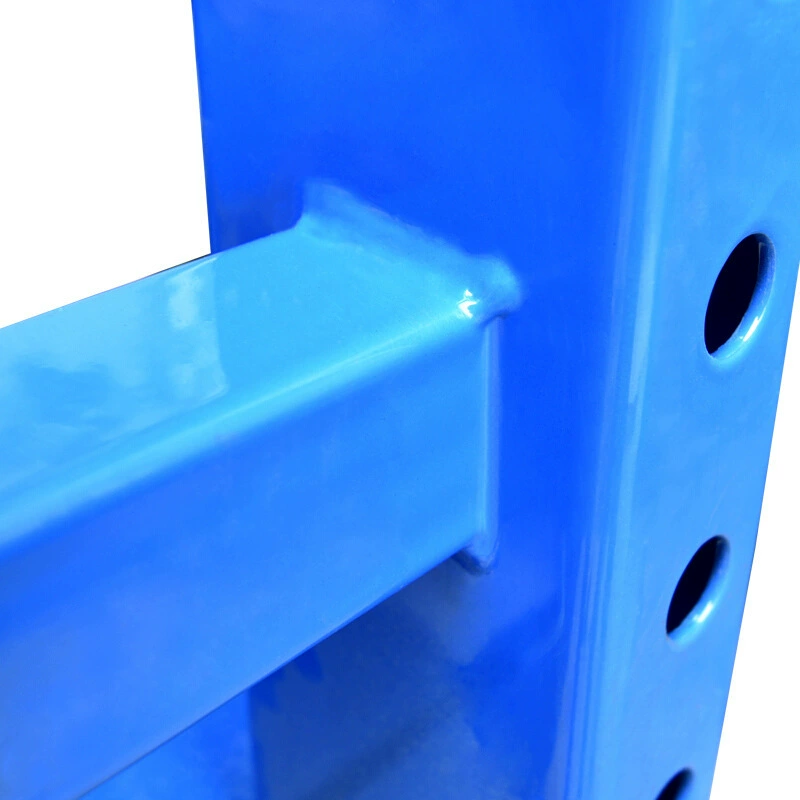 Производители поставляют полки для литьевых пресс-форм с полностью открытыми полками для пресс-форм.