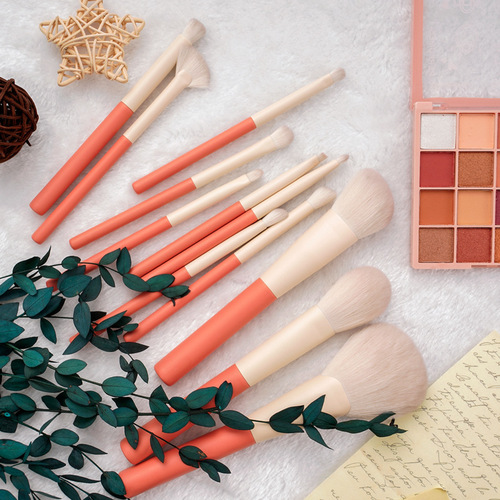 Holiday series 12-piece makeup brush set, complete set of loose powder brush, eye shadow foundation, soft-bristled beauty tools, makeup brush