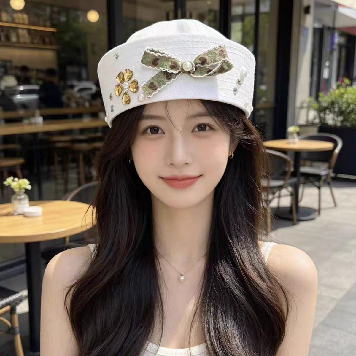 흰색 리본 큐빅