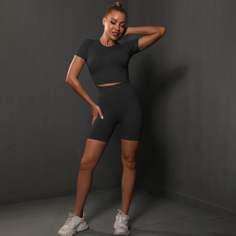 Seamless Peach Hip Solid Color High Elastic Yoga Short Sleeve Shorts Running Sports Fitness Two-Piece Set_voghion.com