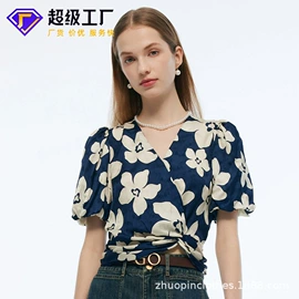 连衣裙;女式衬衫;半身裙