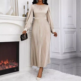 连衣裙;女式衬衫;时尚休闲套装