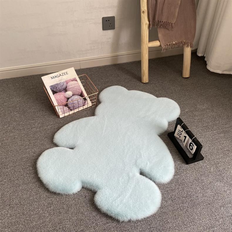 Ins Cute Bear Carpet Plush Decorative Carpet Bedroom Renovation Girl Heart Popular Kidsren's Room Bedside Floor Mat