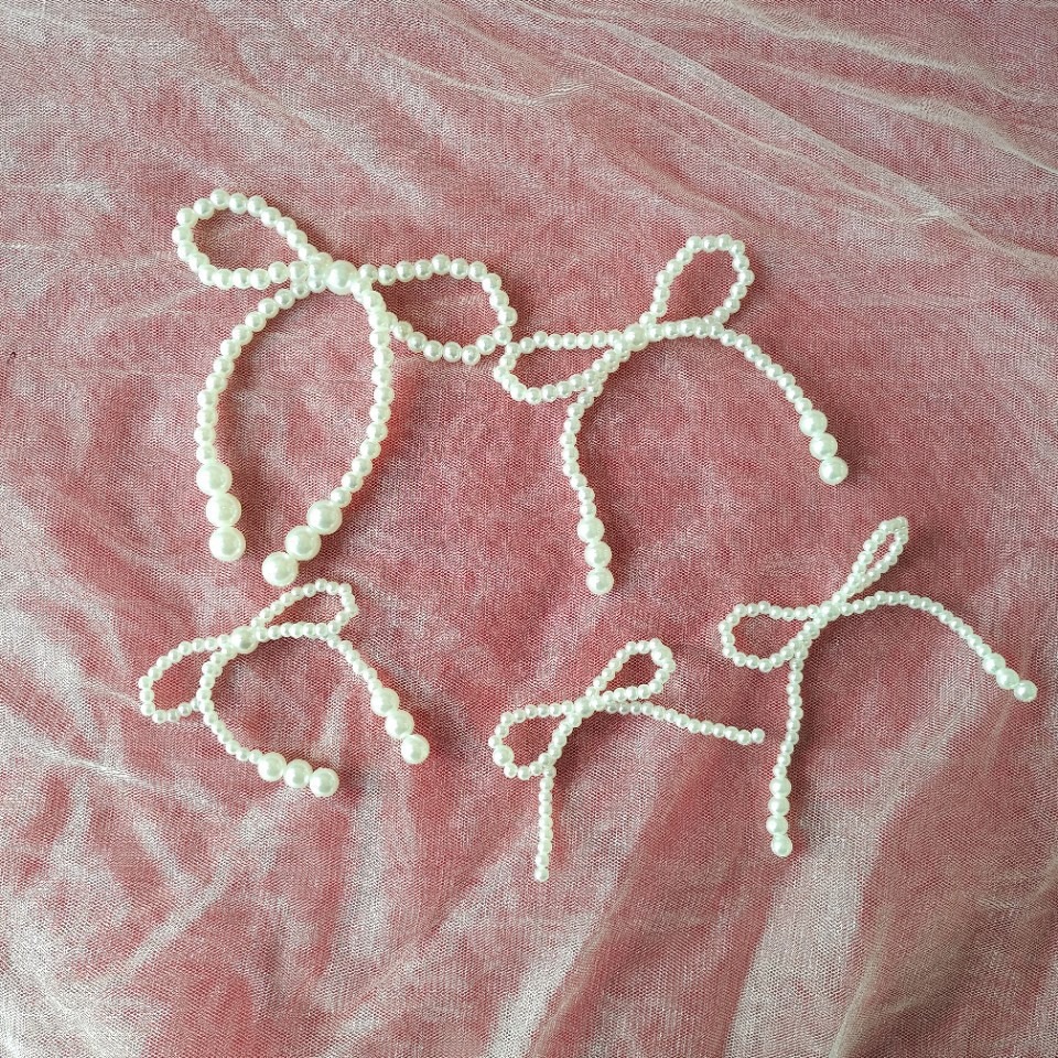 Pearl wedding dress clothing accessories boxes bags hats head ornaments decoration accessories bows beaded shoes hair ties earrings accessories