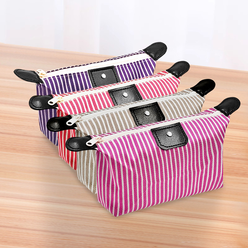 Factory direct supply folding makeup wash bag bath bag travel bag Korean striped dumplings makeup storage bag dumpling bag Factory direct supply folding makeup wash bag bath bag travel bag Korean striped dumplings makeup storage bag dumpling bag