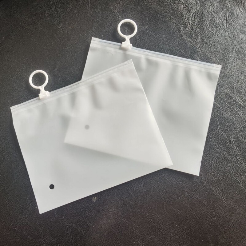Frosted Zipper Bag, Pull Ring Bag, CPE Pull Ring Zipper Bag, Frosted Pull Ring Zipper Bag in stock, Horizontal Version Frosted Zipper Bag, Pull Ring Bag, CPE Pull Ring Zipper Bag, Frosted Pull Ring Zipper Bag in stock, Horizontal Version