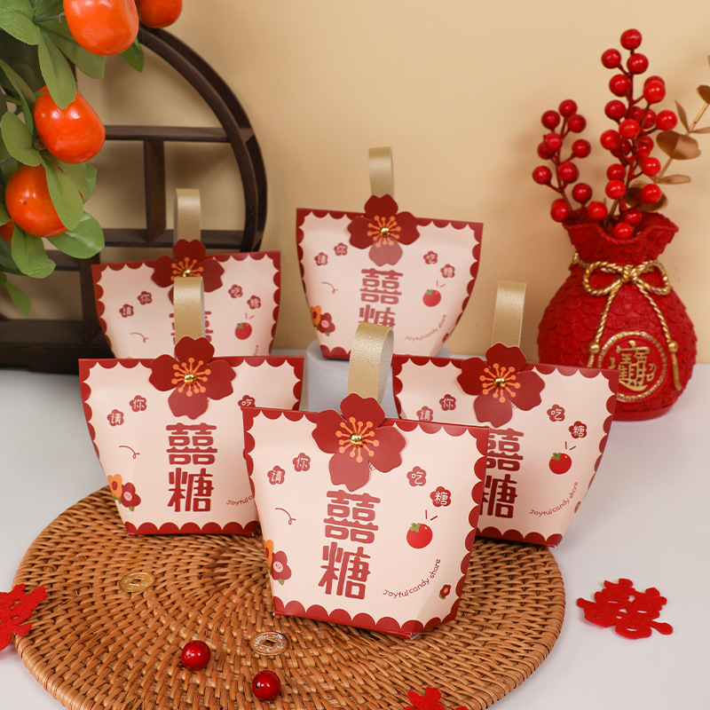 Wedding candy box portable wedding candy bag wedding Chinese style wedding candy bag bridesmaid souvenir full moon gift box wholesale